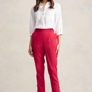 Pocket Detail Capri Pant - Rouge
